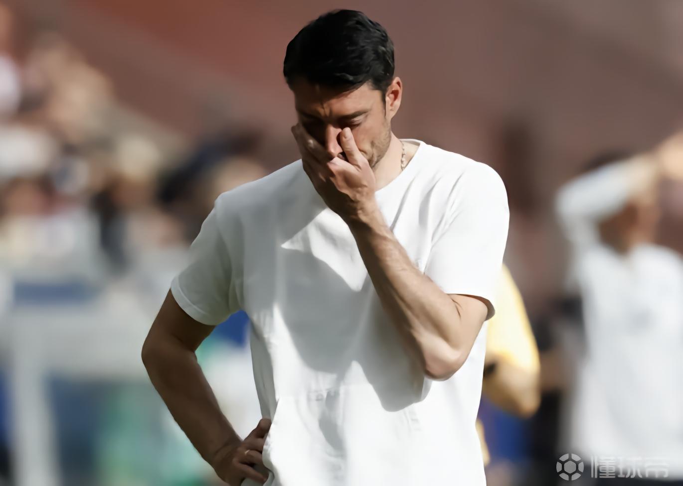 图片报：列拉下赛季不会执教法兰克福；战多特前他不会下课