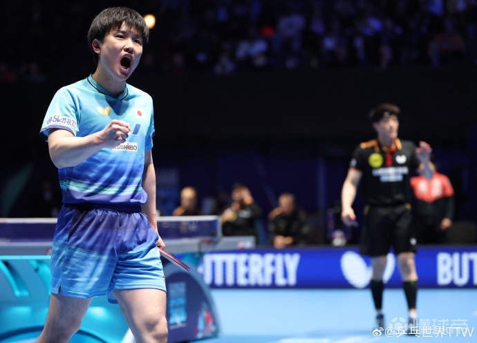 日本男团3-1德国晋级四强，张本智和3-0横扫杜达、邱党