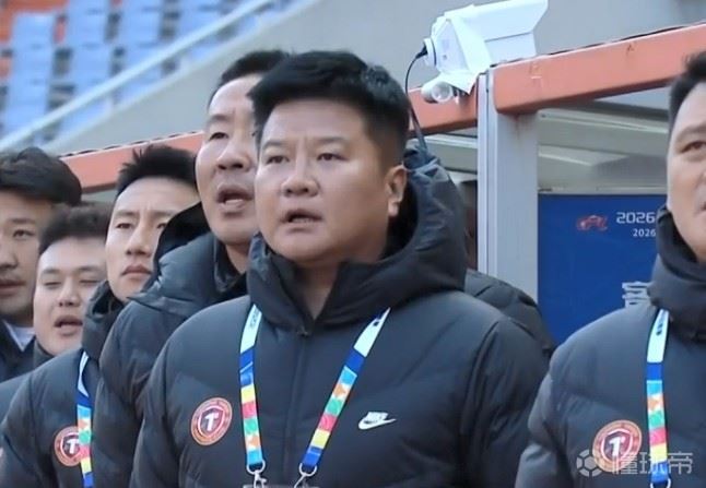 东体：李金羽曾在一场比赛后严厉斥责外援；心态有所失衡
