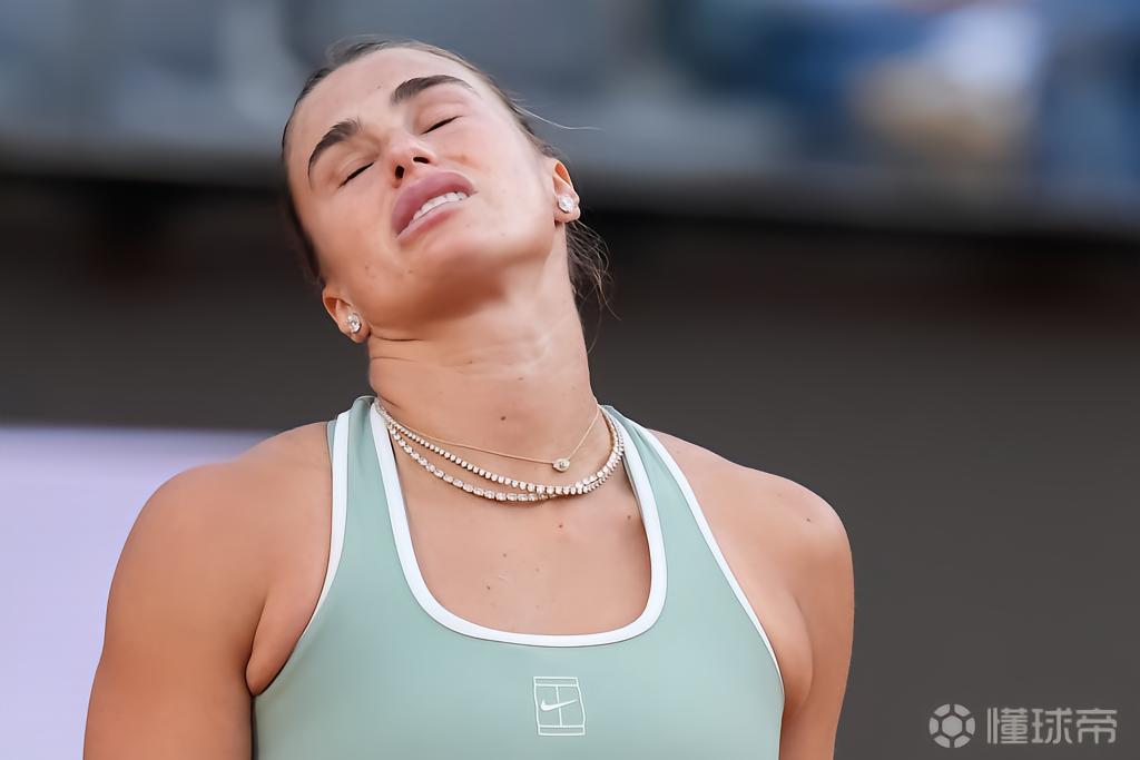 爆冷，萨巴伦卡1-2遭科斯蒂亚逆转，止步WTA1000罗马站第三轮