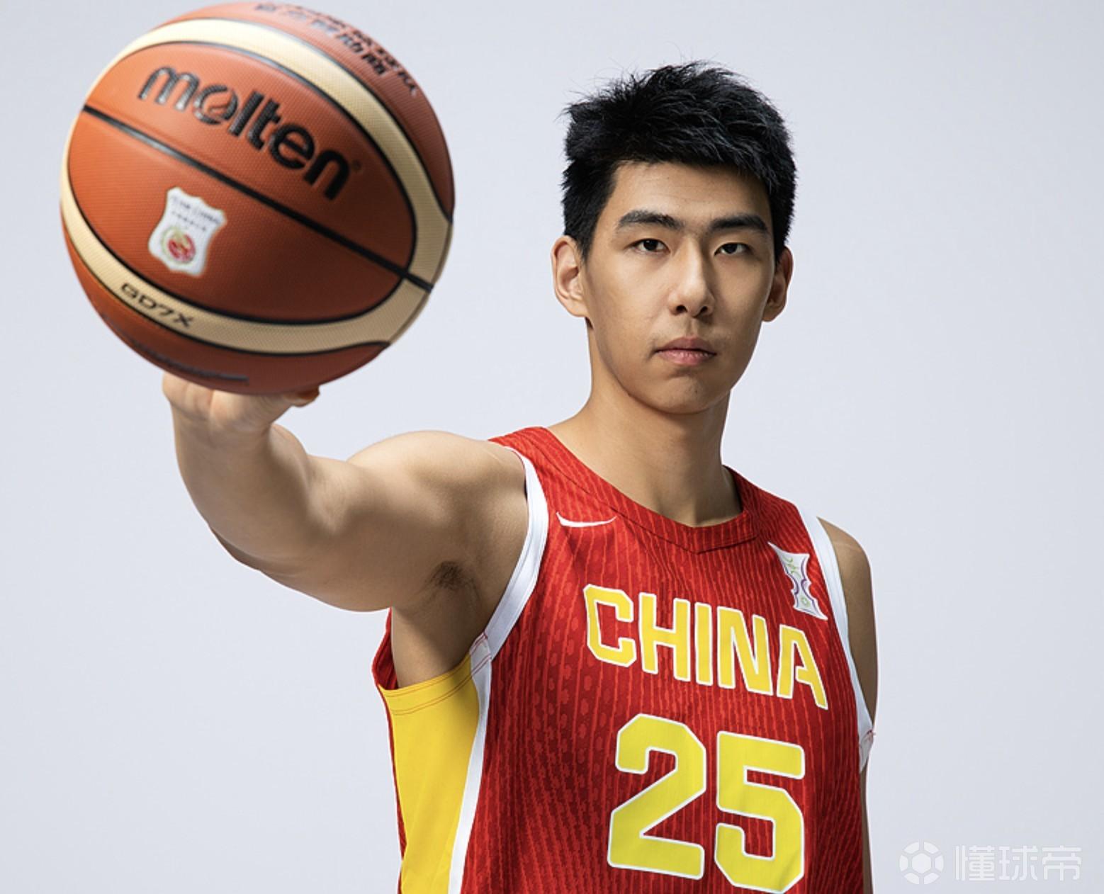 记者：徐昕正等待NBA球队正式试训邀请，马刺猛龙等多队有意