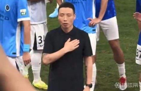 陈涛：从整场比赛来看，我认为队员们可以昂着头离开球场