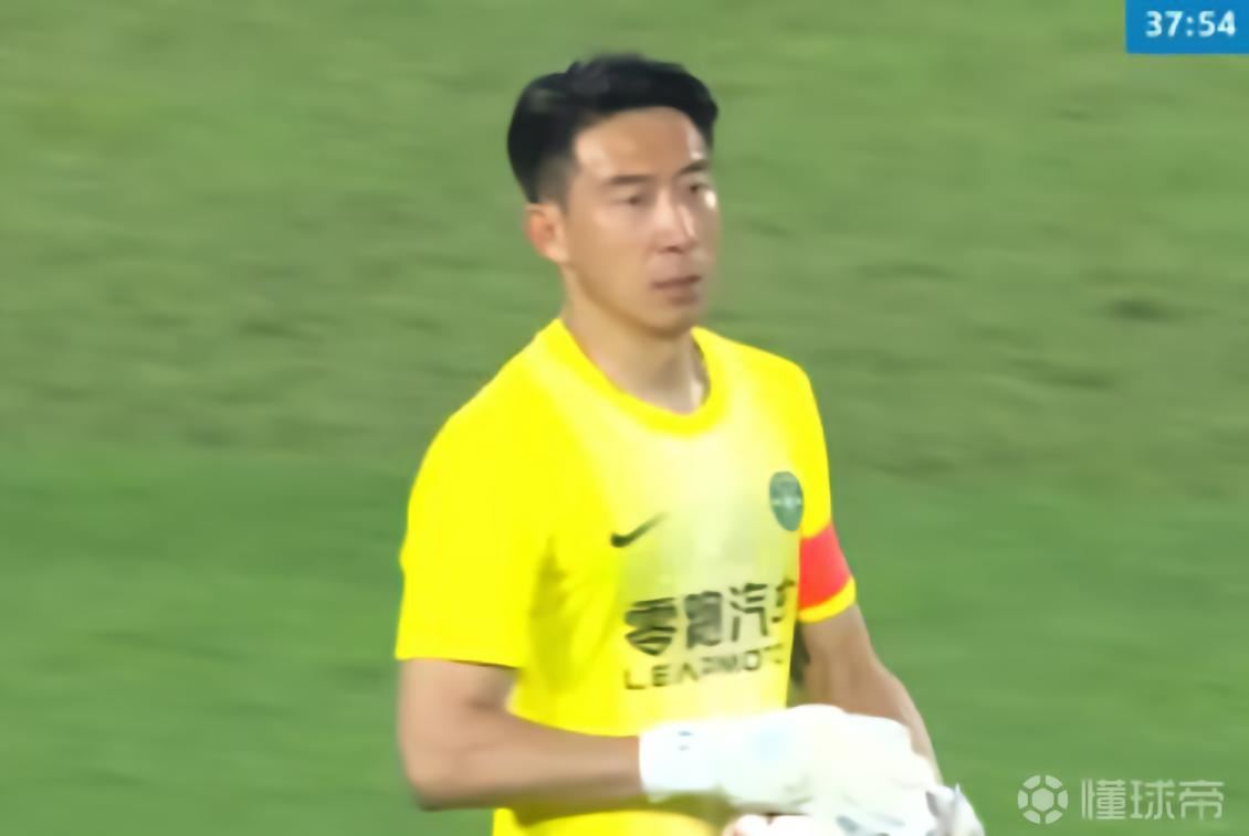 董春雨：程进赛前赛后都亲了我的手，保佑我在场上好好表现