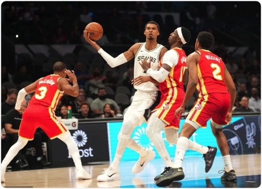10月09日 NBA季前赛 老鹰vs马刺 全场录像回放