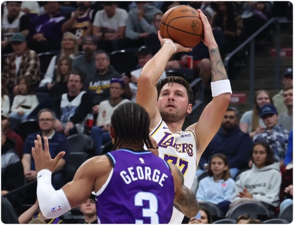 10月26日 NBA常规赛 湖人vs爵士 全场录像回放