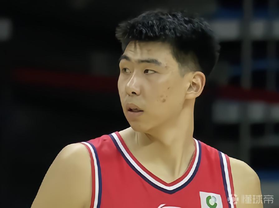 迈尔斯·特纳：练空中瑜伽拯救了我的生计 队友还会戏弄我练这个