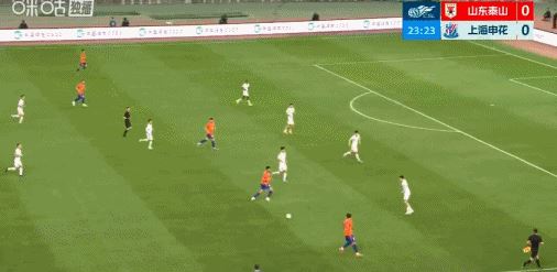 记者：巴黎已就费兰-托雷斯与巴萨敞开商洽，球员乐意转会